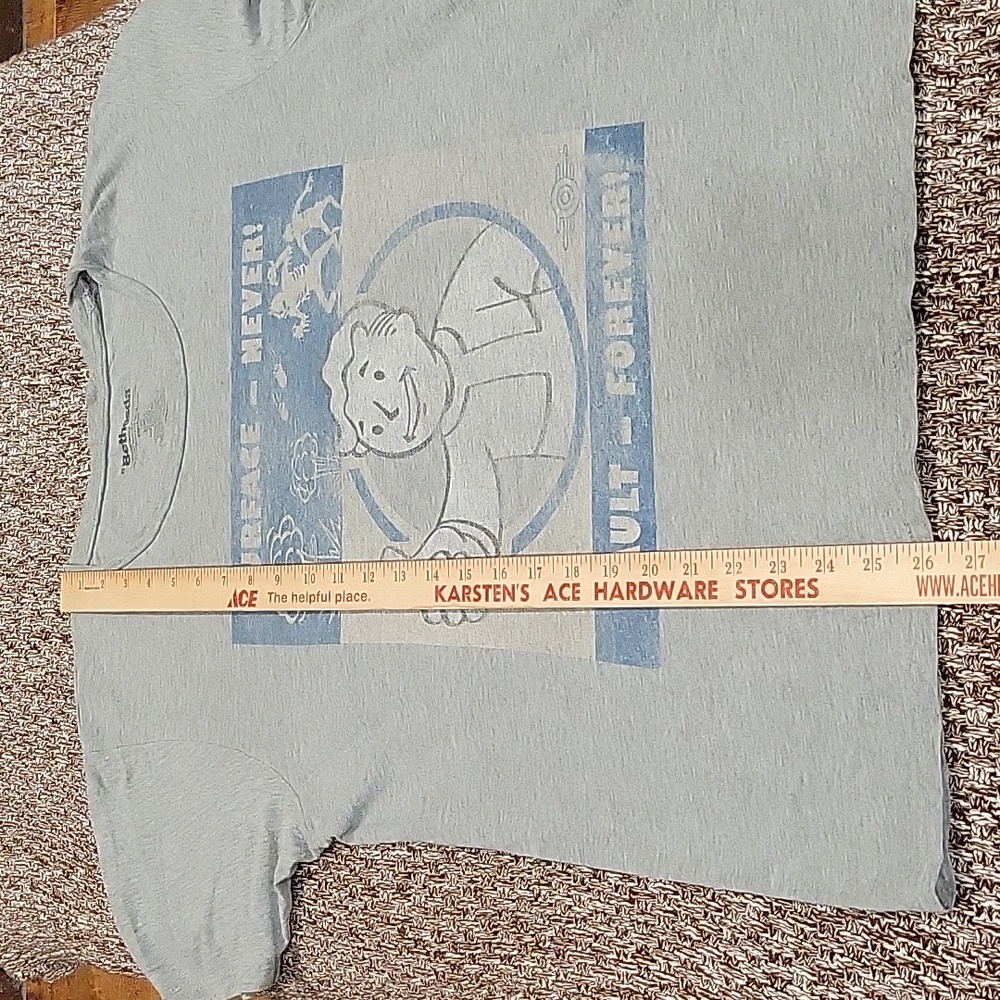 2016 Fall Out Video T-shirt - Picture 6 of 6